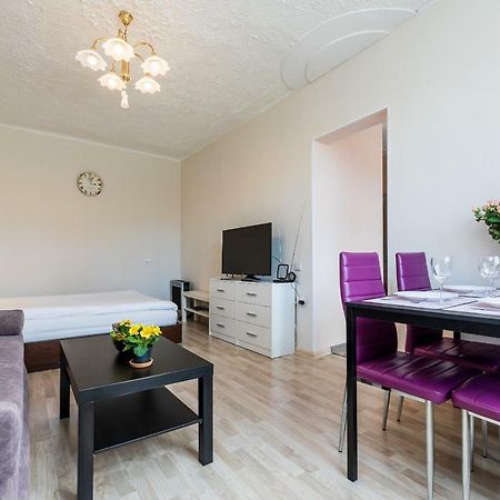 Compact Apartment Near Food Market In The Oldtown Plus Free Parking Klaipėda Exteriér fotografie